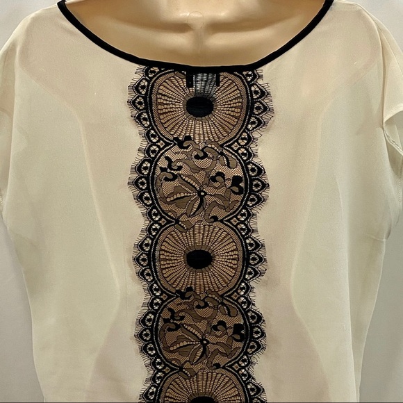 Dots Sheer Cream Top w/Black Lace Detail On Back L - Picture 6 of 16